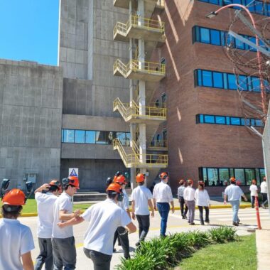 Planta YPF Brandsen visita NEWMAN